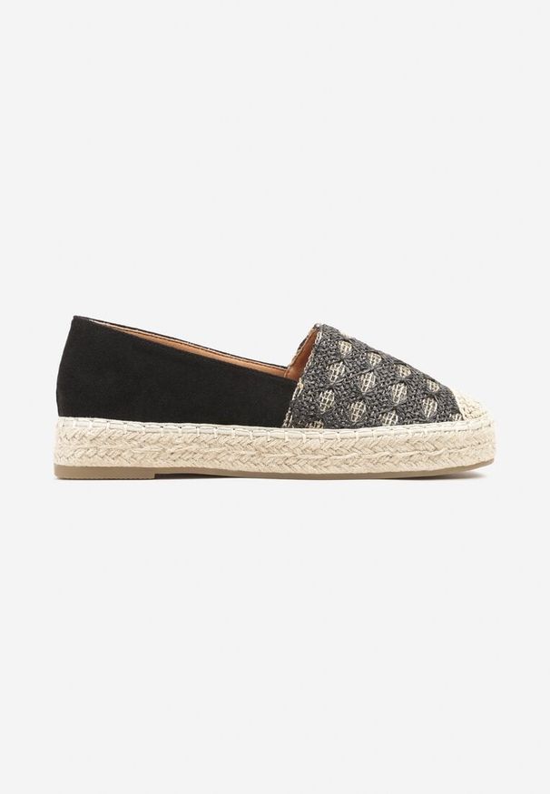 Renee - Czarne Espadryle Ozdobione Plecionką i Geometrycznym Motywem Sdivoria. Kolor: czarny. Materiał: jeans. Wzór: aplikacja, geometria. Sezon: lato, wiosna. Obcas: na obcasie. Styl: elegancki, klasyczny. Wysokość obcasa: niski