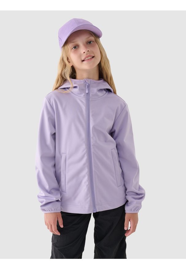 4f - 4F Kurtka softshell wiatroodporna membrana NeoDry 5000 dziewczęca - fioletowa 134 (8-9 lat). Okazja: na co dzień. Typ kołnierza: kołnierzyk stójkowy, kaptur. Kolor: fioletowy. Materiał: softshell. Sezon: zima, lato. Styl: casual, klasyczny