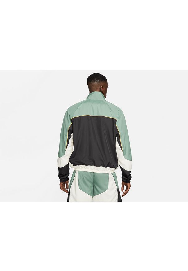 Nike - Kurtka męska nike throwback jacket dutch green. Kolor: zielony. Sport: bieganie