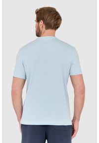 Blauer USA - BLAUER Błękitny męski t-shirt z dużym logo. Kolor: niebieski