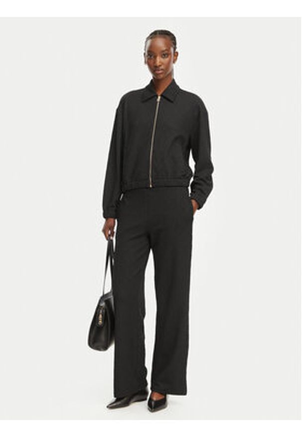 Hugo - HUGO Spodnie dresowe 50557488 Czarny Regular Fit. Kolor: czarny. Materiał: syntetyk