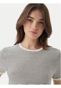 only - ONLY T-Shirt Tine 15315406 Czarny Regular Fit. Kolor: czarny. Materiał: wiskoza #7