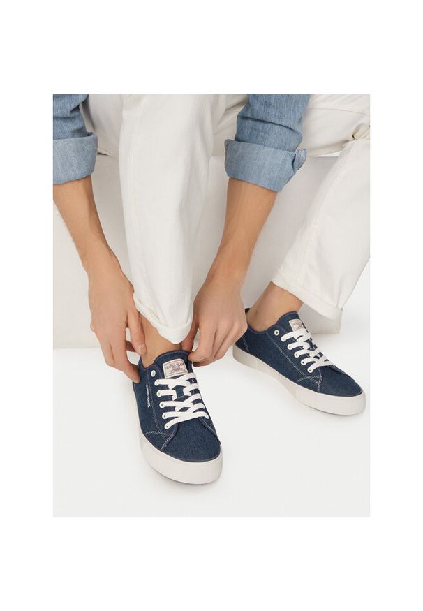 Tenisówki Guess Jeans. Kolor: niebieski