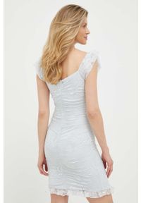 Guess sukienka kolor niebieski mini dopasowana. Kolor: niebieski. Materiał: dzianina. Długość rękawa: na ramiączkach. Wzór: gładki. Typ sukienki: dopasowane. Długość: mini #5