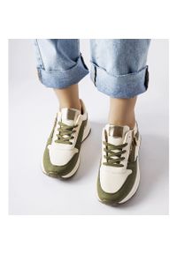 Inna Biało-zielone sneakersy Cecchi białe. Okazja: na co dzień. Nosek buta: okrągły. Kolor: biały. Sezon: lato #3