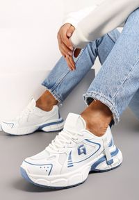 Renee - Niebieskie Sneakersy na Grubej Podeszwie z Naszywkami Lutnesia. Okazja: na co dzień. Kolor: niebieski. Wzór: aplikacja #1