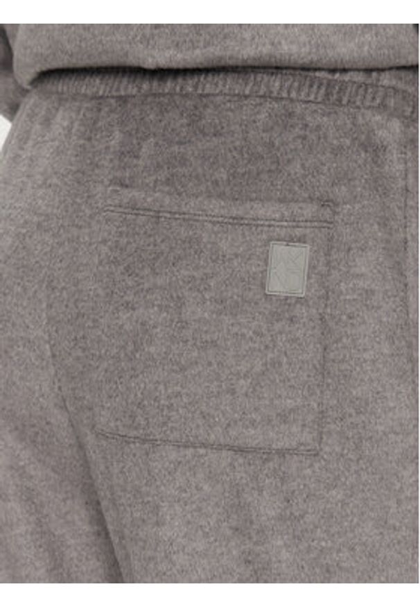 Weekend Max Mara Spodnie dresowe Elis 2425786022 Szary Relaxed Fit. Kolor: szary. Materiał: syntetyk