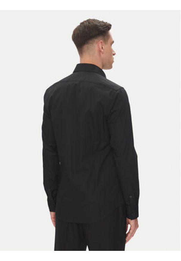 Calvin Klein Koszula Essential LV019EU000 Czarny Slim Fit. Kolor: czarny. Materiał: bawełna