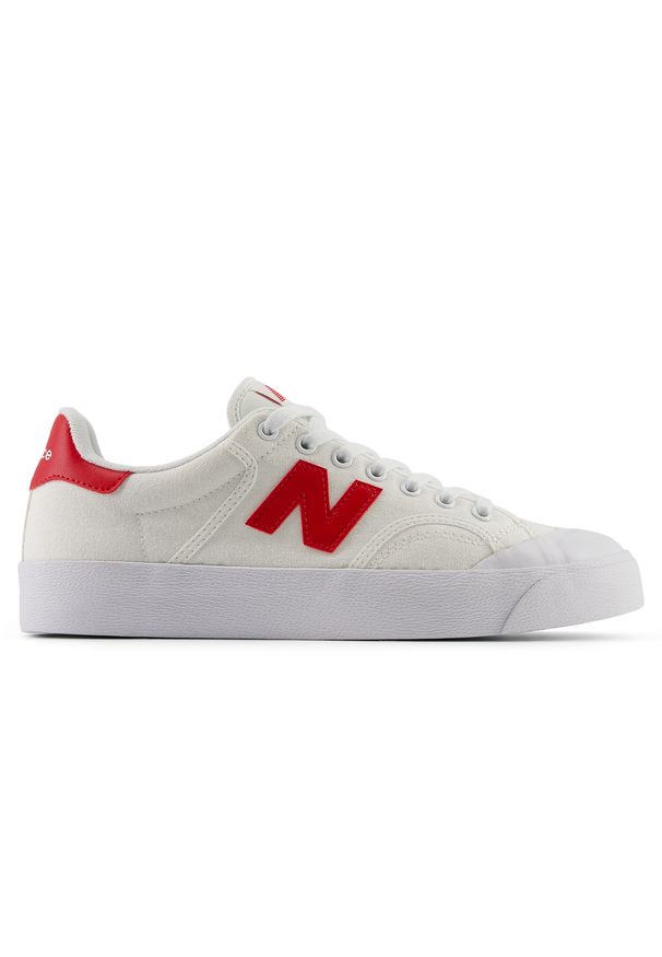 Buty unisex New Balance BB100CRD – białe. Okazja: na co dzień. Kolor: biały. Materiał: materiał, syntetyk, guma. Szerokość cholewki: normalna. Obcas: na platformie