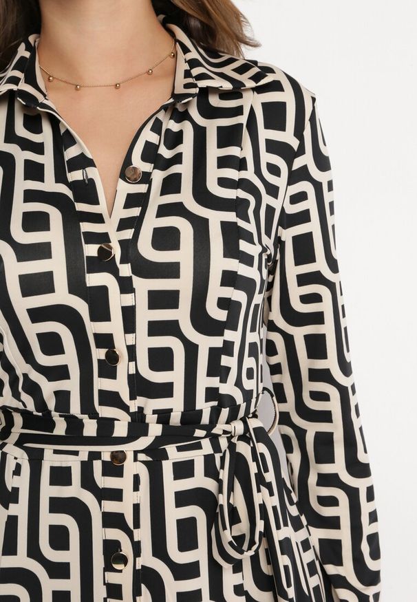 Born2be - Beżowo-Czarna Koszulowa Sukienka Maxi w Geometryczny Wzór z Wiązanym Paskiem Gelama. Kolor: beżowy. Materiał: materiał. Wzór: geometria. Typ sukienki: koszulowe. Długość: maxi