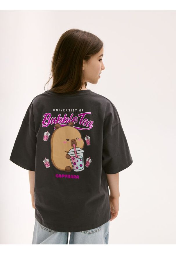 Reserved - T-shirt Kapibara CapyFun - ciemnoszary. Kolor: szary. Materiał: bawełna