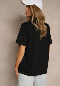 Renee - Czarny Bawełniany T-shirt Zdobiony Haftowanym Napisem z Cekinami Ulionis. Kolor: czarny. Materiał: bawełna. Wzór: aplikacja, napisy, haft. Styl: klasyczny, elegancki