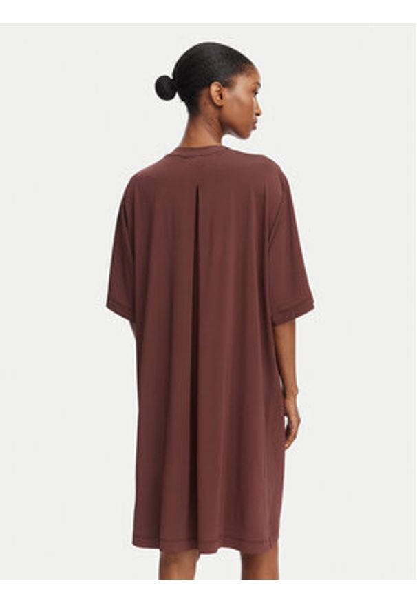 Max Mara Beachwear Sukienka codzienna 2616621049650 Brązowy Regular Fit. Okazja: na co dzień. Kolor: brązowy. Materiał: wiskoza. Typ sukienki: proste. Styl: casual