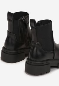 Born2be - Czarne Botki Sztyblety na Grubej Podeszwie Elizabete. Okazja: na uczelnię. Kolor: czarny. Materiał: jeans. Szerokość cholewki: normalna. Styl: elegancki, klasyczny