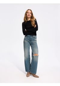Reserved - Prążkowany longsleeve - czarny. Kolor: czarny. Materiał: prążkowany. Długość rękawa: długi rękaw