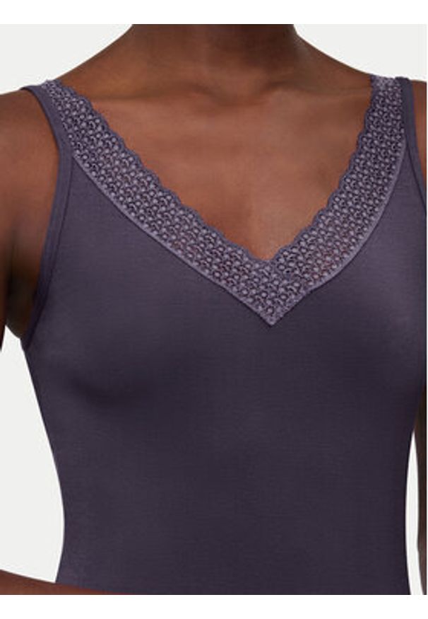 Triumph Top Feel Of Modal 10221637 Szary Slim Fit. Kolor: szary