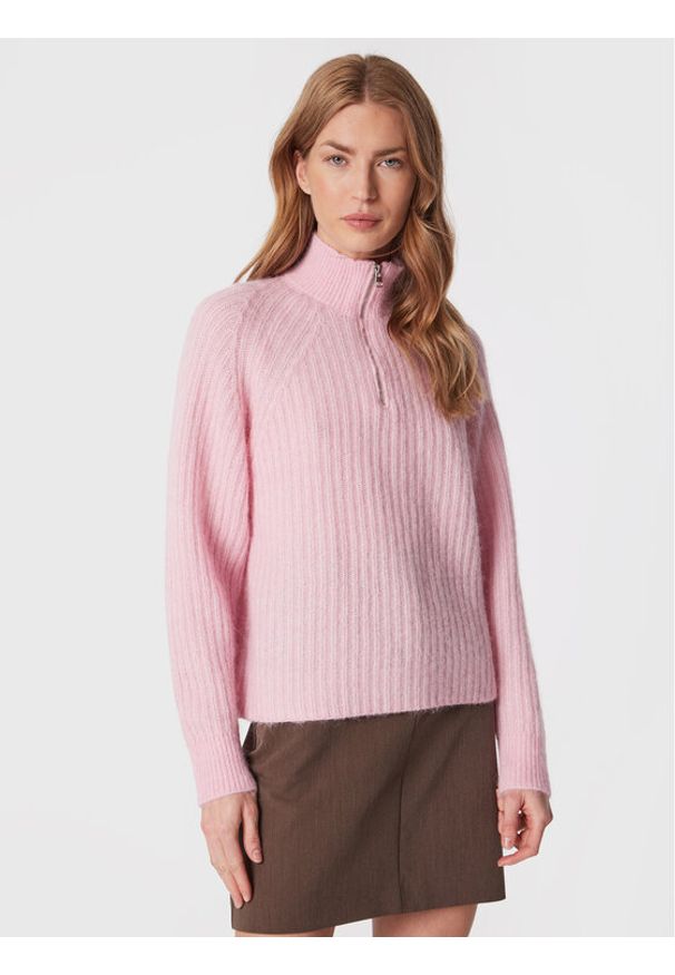 Moss Copenhagen Sweter Nenaya 17397 Różowy Regular Fit. Kolor: różowy. Materiał: wełna