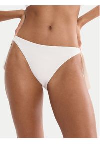Triumph Dół od bikini Summer Dune Tai 10226481 Kremowy. Kolor: kremowy. Materiał: syntetyk #1