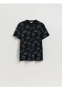 Reserved - T-shirt regular z nadrukiem - czarny. Kolor: czarny. Materiał: dzianina, bawełna. Wzór: nadruk