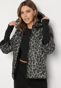 Born2be - Zielona Kurtka z Pikowanymi Przeszyciami i Ozdobnymi Rękawami Felandriss. Okazja: na spotkanie biznesowe, do pracy, na co dzień. Kolor: zielony. Materiał: jeans. Styl: klasyczny, biznesowy, casual #7