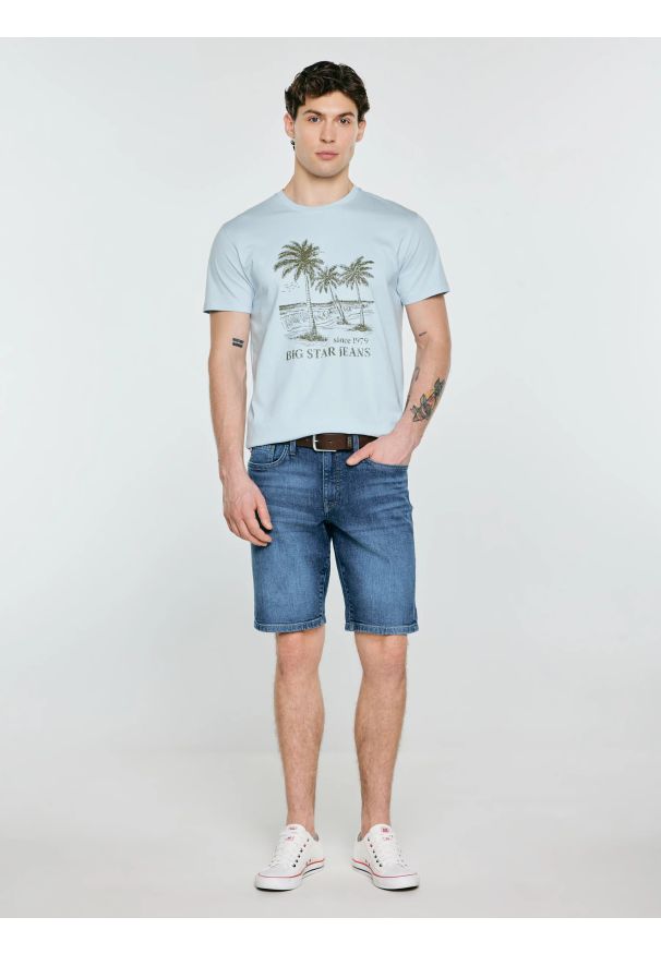 Big-Star - Koszulka męska z kontrastowym nadrukiem błękitna Omer 400. Okazja: na co dzień. Kolor: niebieski. Materiał: materiał, bawełna. Wzór: nadruk. Styl: klasyczny, vintage, casual