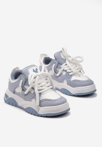 Renee - Niebieskie Sneakersy na Niskiej Platformie z Grubymi Sznurówkami Nerisses. Kolor: niebieski. Obcas: na platformie #5