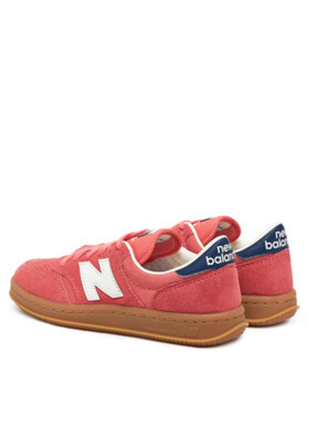 New Balance Sneakersy CT500AB Czerwony. Kolor: czerwony. Materiał: skóra, zamsz