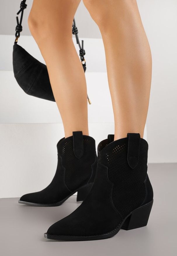 Renee - Czarne Botki Typu Kowbojki na Stożku ze Skóry Naturalnej Clearfeather. Okazja: na co dzień. Kolor: czarny. Materiał: skóra. Obcas: na stożku. Styl: klasyczny, casual