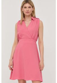 Morgan sukienka kolor różowy mini rozkloszowana. Kolor: różowy. Materiał: tkanina. Długość: mini #6