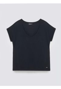 Big-Star - Koszulka damska o luźnym kroju granatowa Valeria 403. Okazja: na co dzień. Typ kołnierza: dekolt w serek. Kolor: niebieski. Materiał: wiskoza, jeans, skóra, dzianina. Styl: elegancki, klasyczny, casual #2