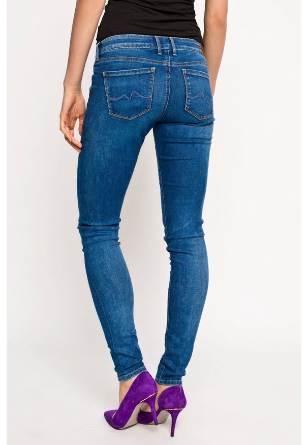 Pepe Jeans - Jeansy Soho. Kolor: niebieski. Wzór: aplikacja