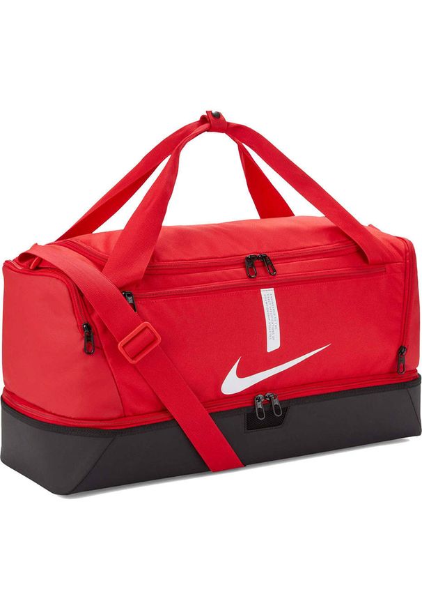 Torba sportowa Nike Academy Team M Hardcase 37L. Kolor: czerwony