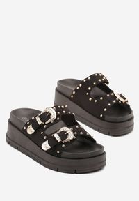 Born2be - Czarne Klapki na Grubej Podeszwie z Paskami z Klamrami Zdobione Nitami Kosamira. Kolor: czarny. Materiał: jeans. Wzór: aplikacja. Sezon: lato. Styl: elegancki #6