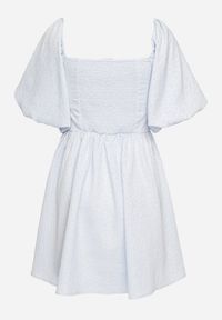 Born2be - Niebieska Sukienka Rozkloszowana z Bufiastymi Rękawami i Kwadratowym Dekoltem Galzemis. Okazja: na co dzień. Typ kołnierza: dekolt kwadratowy. Kolor: niebieski. Styl: klasyczny, casual, elegancki #7