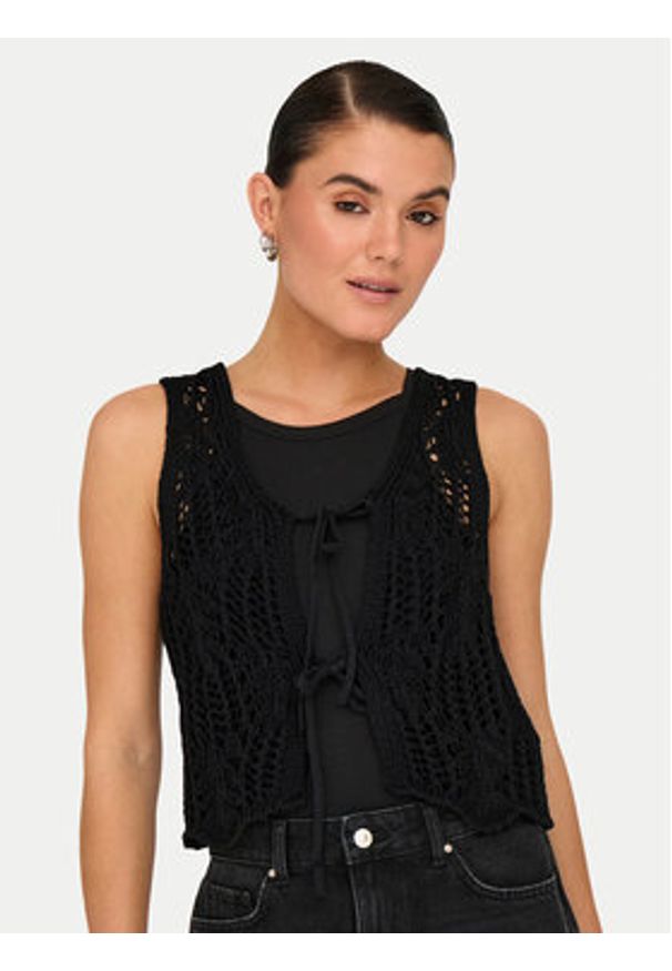 only - ONLY Top Lizzy 15343882 Czarny Regular Fit. Kolor: czarny. Materiał: syntetyk