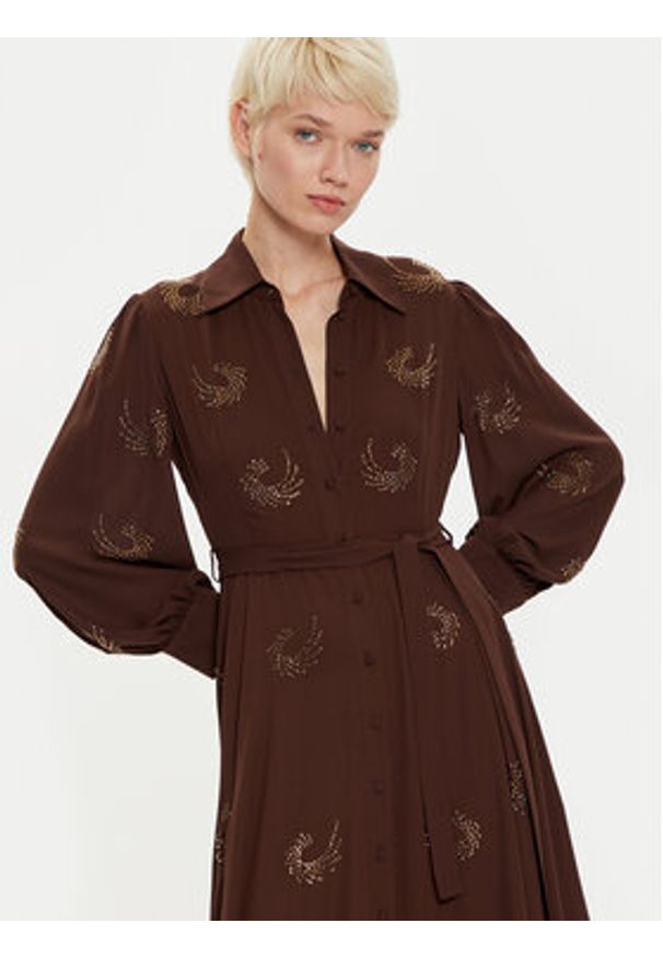 Pinko - PINKO Sukienka koszulowa 104432 A289 Brązowy Regular Fit. Kolor: brązowy. Materiał: syntetyk. Typ sukienki: koszulowe