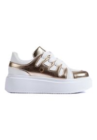 SHELOVET - Sneakersy na wysokiej platformie złoto-białe Shelovet. Kolor: biały. Obcas: na platformie #2