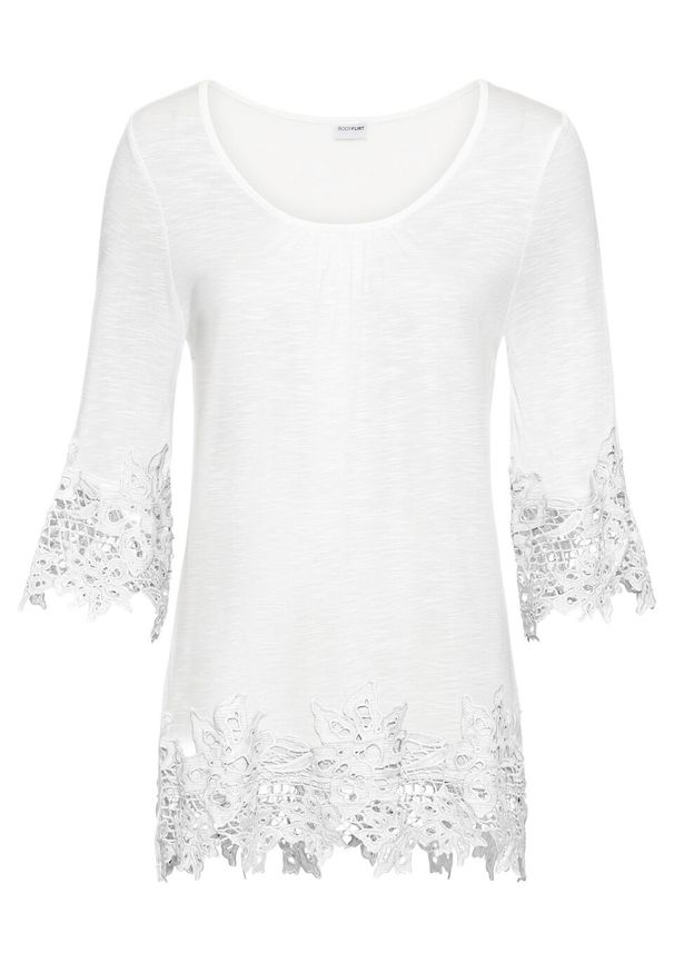 Shirt z koronką bonprix biel wełny. Kolor: biały. Materiał: koronka, wełna. Wzór: koronka