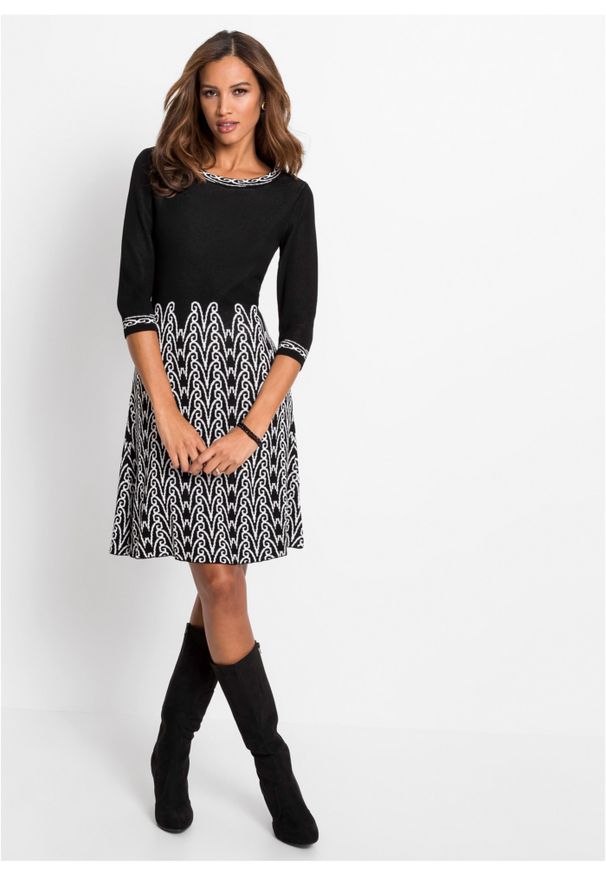 bonprix - Rozkloszowana sukienka dzianinowa w żakardowy wzór. Kolor: czarny. Materiał: żakard, dzianina. Styl: elegancki