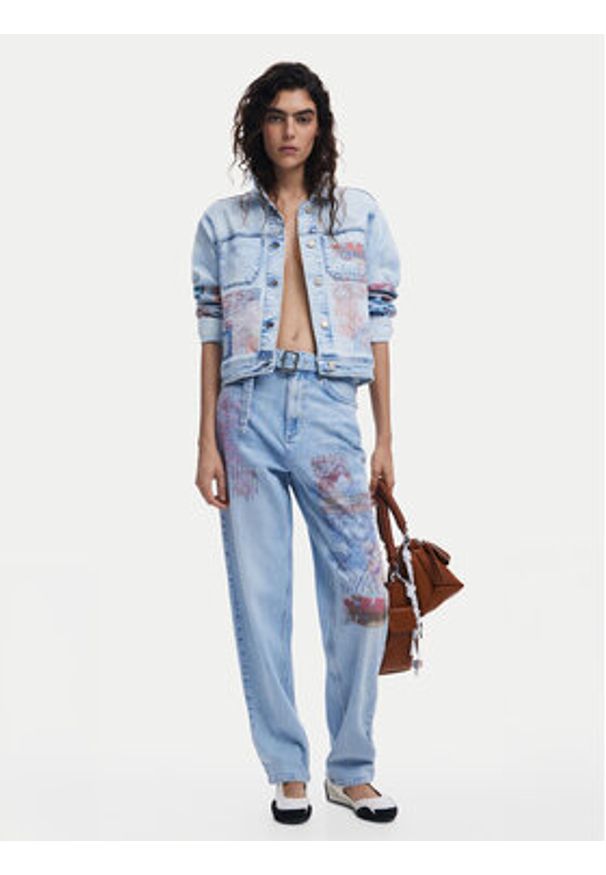 Desigual Kurtka jeansowa Los Angeles 25SWED03 Niebieski Regular Fit. Kolor: niebieski. Materiał: bawełna