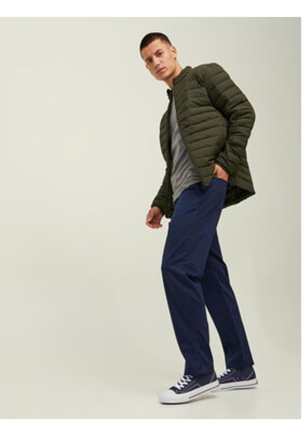 Jack & Jones - Jack&Jones Spodnie materiałowe Kane Bowie 12218621 Granatowy Loose Fit. Kolor: niebieski. Materiał: bawełna