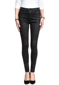 Wrangler - WRANGLER HIGH RISE SKINNY COATED BLACK W27HWT067. Stan: podwyższony