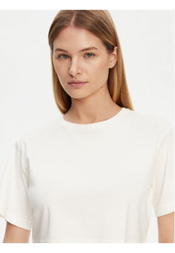 Max Mara Leisure T-Shirt 2516941098650 Écru Regular Fit. Materiał: bawełna