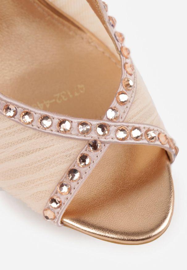 Renee - Szampańskie Sandały Slingback VICES z Siateczki na Szpilce Zdobione Cyrkoniami Aethipe. Nosek buta: otwarty. Kolor: złoty. Materiał: skóra, materiał. Wzór: aplikacja. Sezon: lato. Obcas: na szpilce. Wysokość obcasa: średni