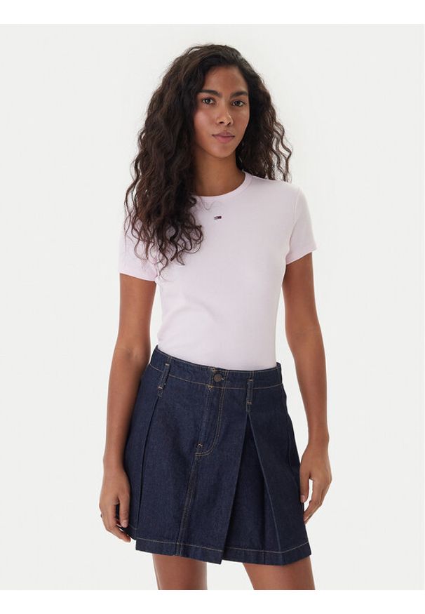 Tommy Jeans T-Shirt Essential DW0DW17383 Różowy Slim Fit. Kolor: różowy. Materiał: bawełna