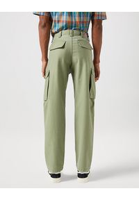 Wrangler - WRANGLER MESKIE SPODNIE MATERIAŁOWE BOJÓWKI CASEY JONES CARGO OLIVE 112350893 W1C2017995. Materiał: materiał