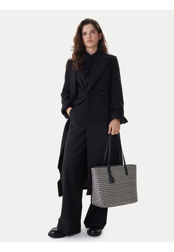 DKNY Torebka R52A5I42 Czarny. Kolor: czarny. Materiał: skórzane