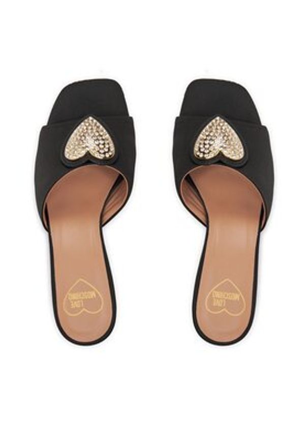 Love Moschino - LOVE MOSCHINO Klapki JA28045G0IJO0000 Czarny. Kolor: czarny. Materiał: skóra