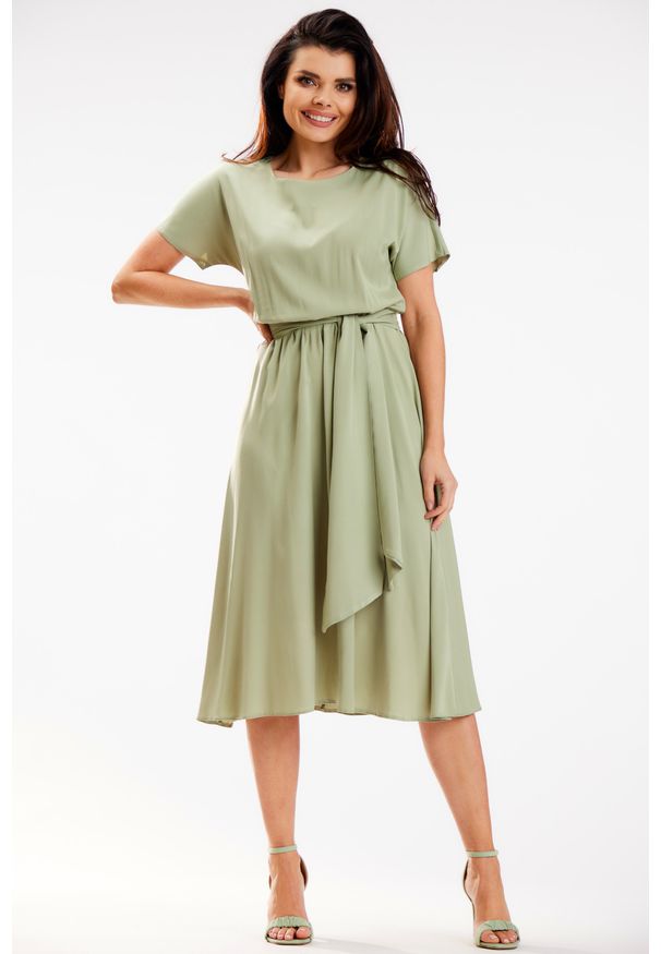 Awama - Midi Sukienka z Kimonowym Krótkim Rękawem - Zielona. Kolor: zielony. Materiał: elastan, wiskoza. Długość rękawa: krótki rękaw. Długość: midi