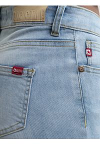 Big-Star - Szorty damskie jeansowe Shira 100. Kolor: niebieski. Materiał: jeans. Sezon: lato. Styl: klasyczny, wakacyjny, elegancki
